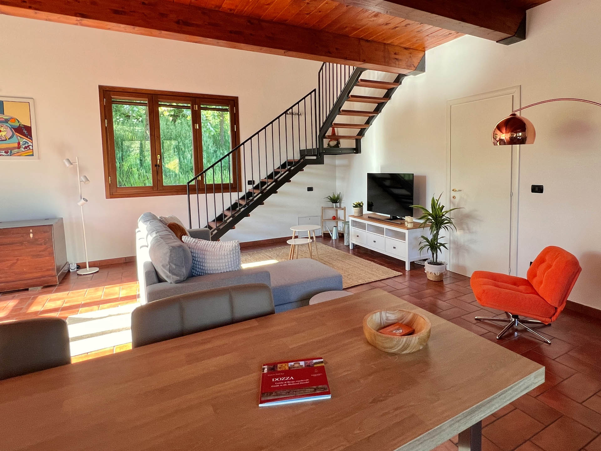 Remote-work space at Dolce Collina Holiday Home in Dozza, near Bologna